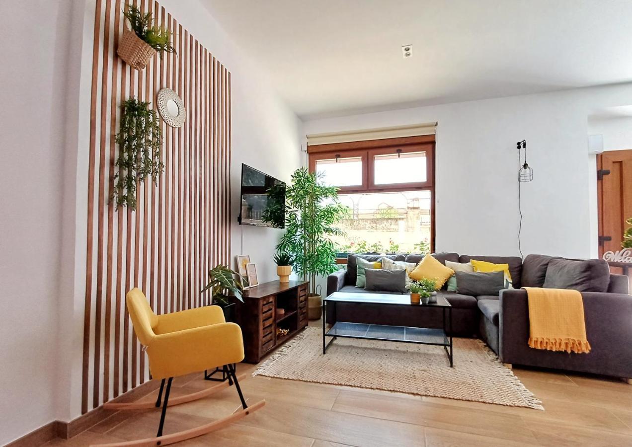 Loft De Tita Larrea Apartment Arriondas Exterior photo